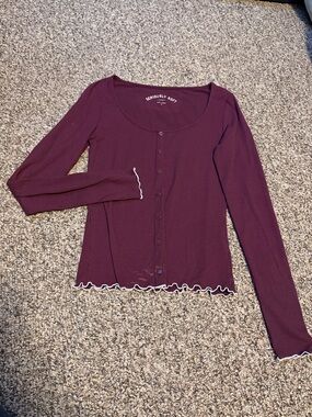 Women's Long Sleeve Burgundy Ribbed Button Cardigan